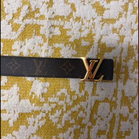 Louis Vuitton Initiales Reversible Belt.
Size 90/36" and 30mm width. - Picture 3 of 10